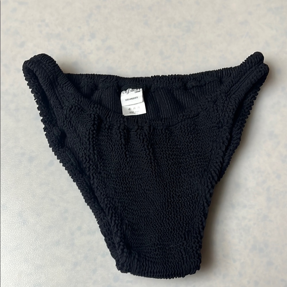 Black Bottoms